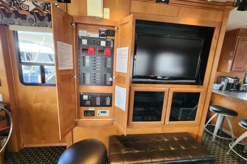 Slide: The Image of Interior of 2008 Sumerset Blue Moon Trip #11 with control panel and TV. - 11