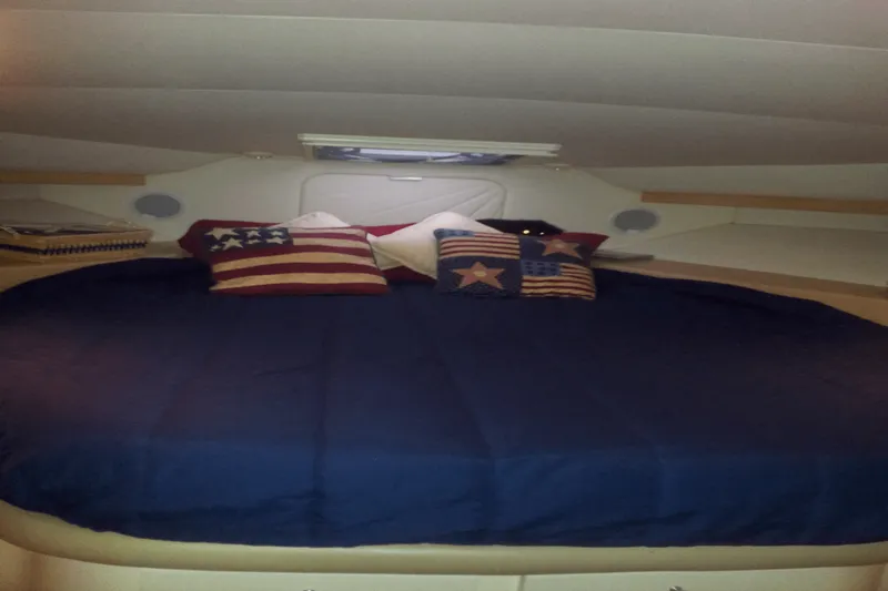 Slide: The Image of Carver SANTEGO 380 1998 - 32