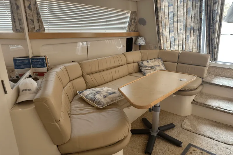 Slide: The Image of Carver Yachts SANTEGO 380 1998 - 11