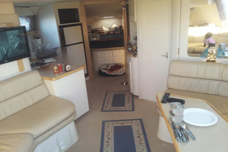 Slide: The Image of Carver Yachts SANTEGO 380 1998 - 29