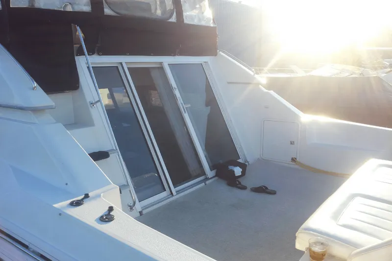 Slide: The Image of Carver Yachts SANTEGO 380 1998 - 8