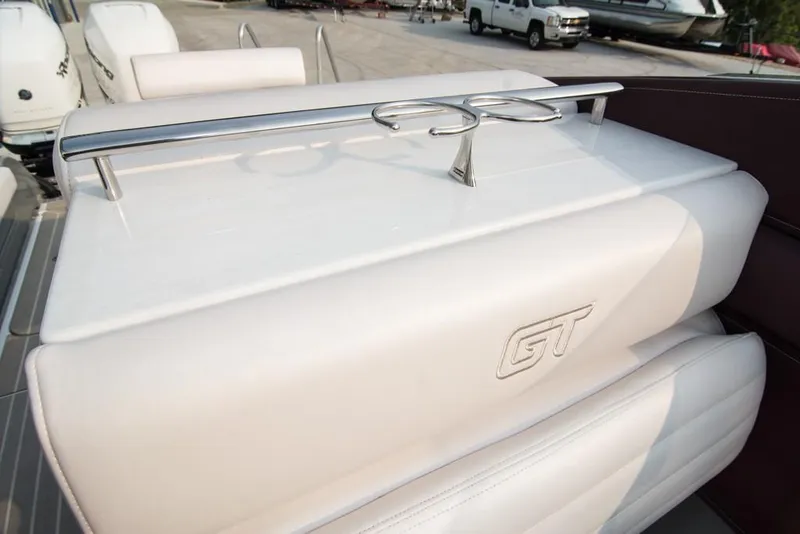 Slide: The Image of 2019 Donzi 41 GT boat with white leather seating and chrome rail. - 13