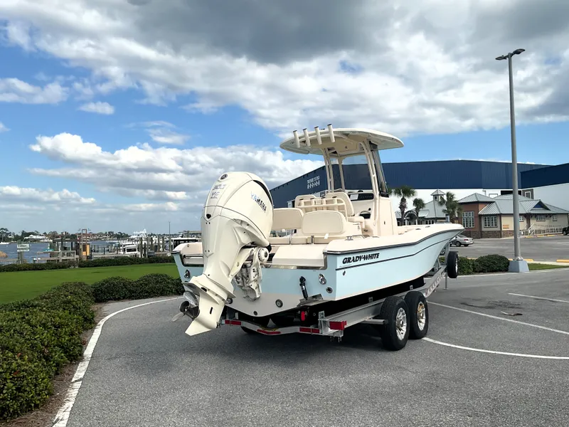 Slide: The Image of Grady-White 251 CE 2026 - 5