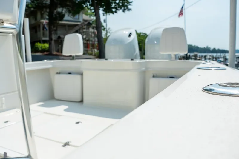 Slide: The Image of Pair Customs 24 Center Console DV 2022 - 17