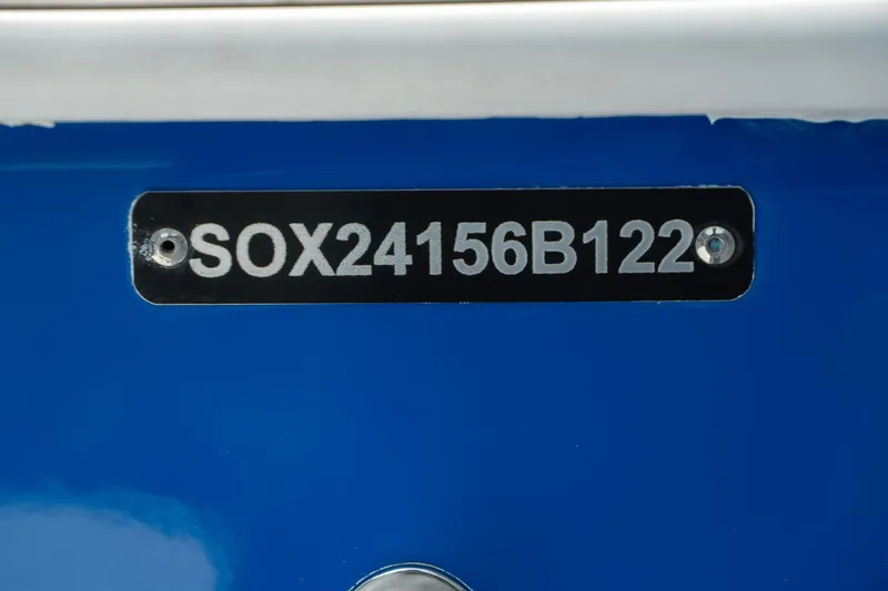 Slide: The Image of Pair Customs 24 Center Console DV 2022 - 26