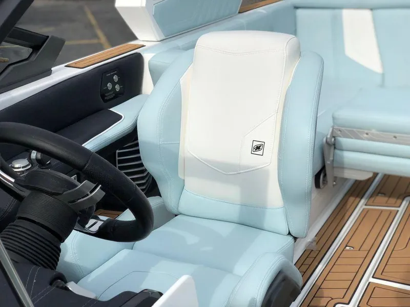 Slide: The Image of Nautique Super Air Nautique G23 2019 - 17