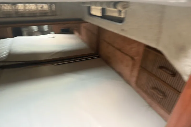 Slide: The Image of Sea Ray 340 SUNDANCER 1986 - 30