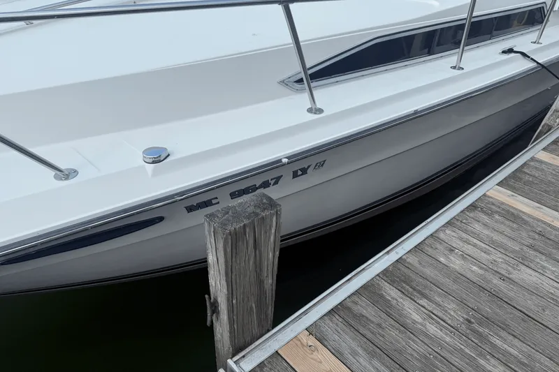 Slide: The Image of Sea Ray 340 SUNDANCER 1986 - 8