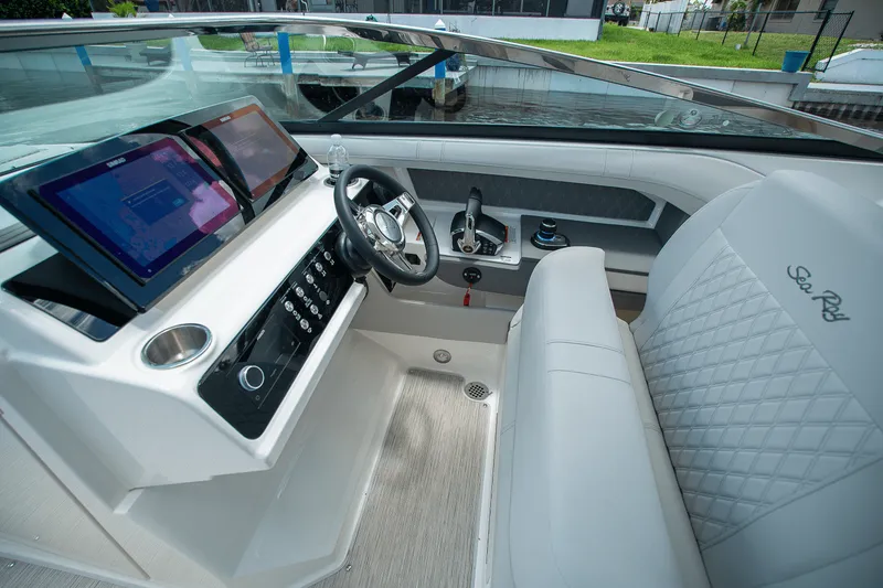 Slide: The Image of Sea Ray SLX 310 Outboard 2026 - 13