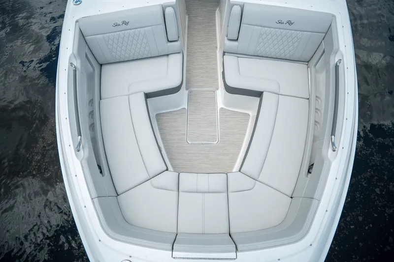 Slide: The Image of Sea Ray SLX 310 Outboard 2026 - 23