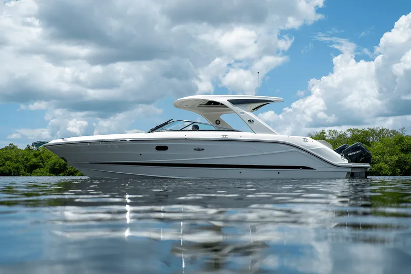 Slide: The Image of Sea Ray SLX 310 Outboard 2026 - 29