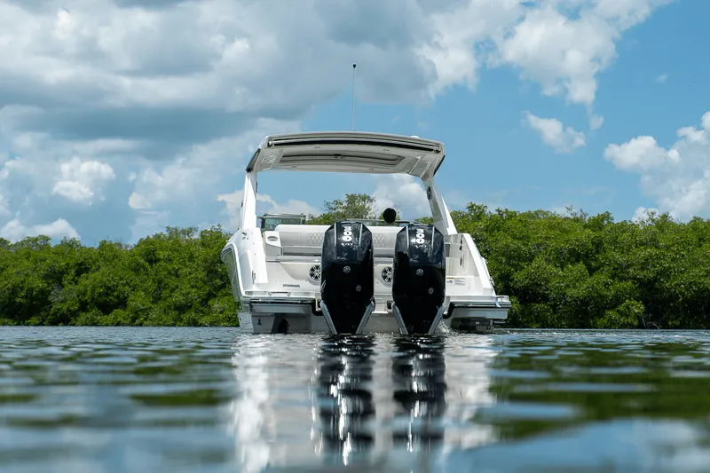 Slide: The Image of Sea Ray SLX 310 Outboard 2026 - 31