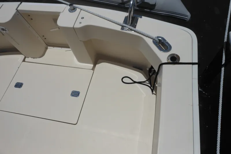 Slide: The Image of Mainship PILOT 30 2001 - 13