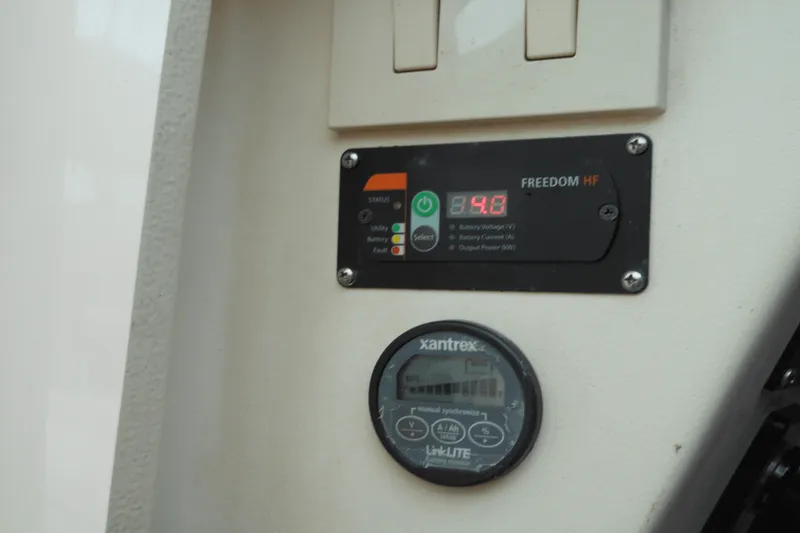 Slide: The Image of Mainship PILOT 30 2001 - 37