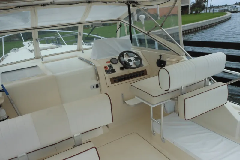 Slide: The Image of Mainship PILOT 30 2001 - 42