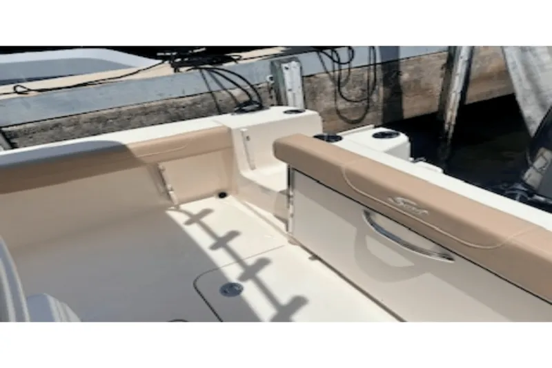 Slide: The Image of Scout 215 XSF 2023 - 25