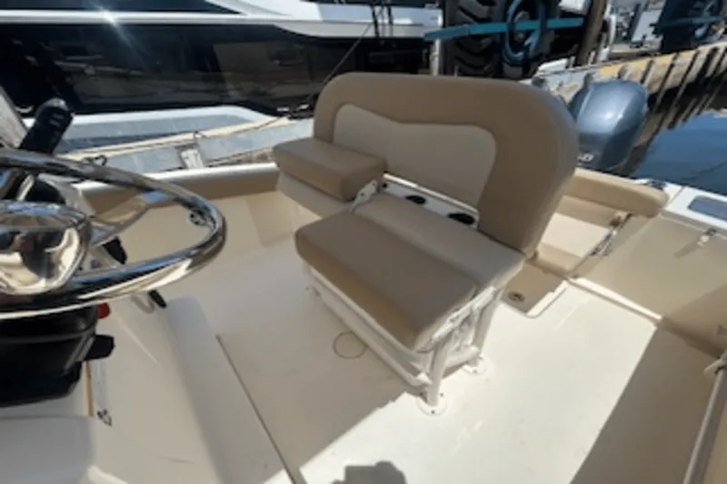 Slide: The Image of Scout 215 XSF 2023 - 30