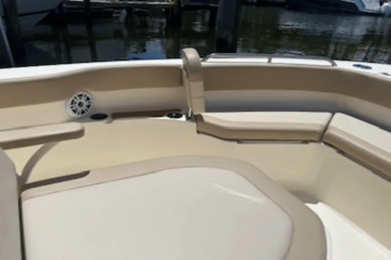 Slide: The Image of Scout 215 XSF 2023 - 45