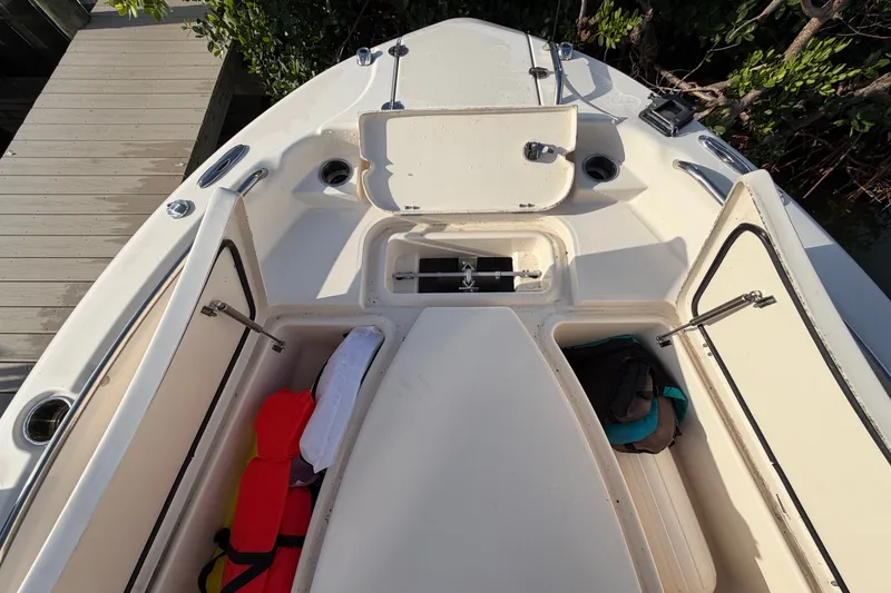 Slide: The Image of Grady-White 251 Coastal Explorer 2023 - 63