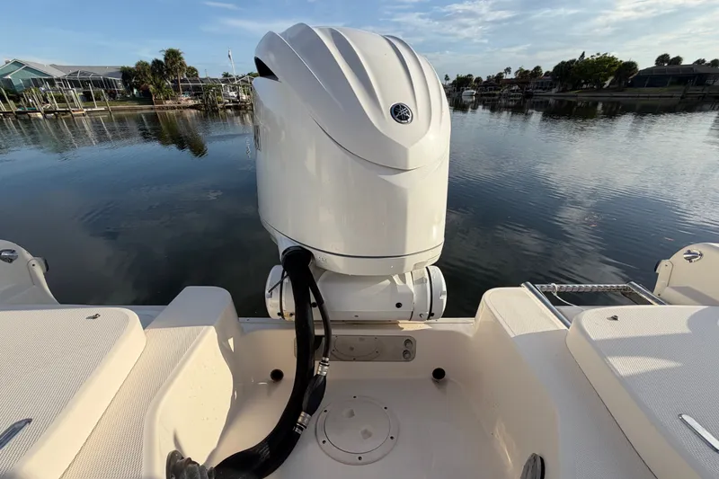 Slide: The Image of Grady-White 251 Coastal Explorer 2023 - 13
