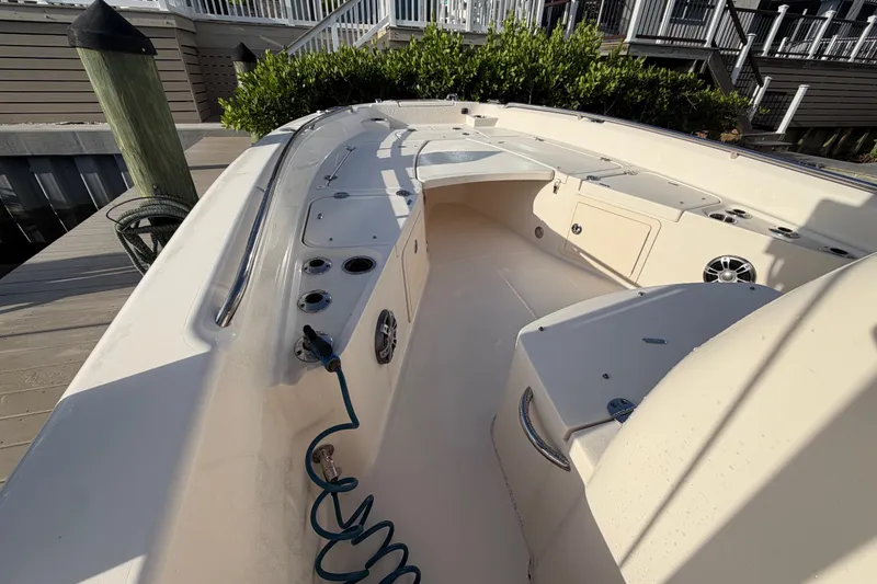 Slide: The Image of Grady-White 251 Coastal Explorer 2023 - 45