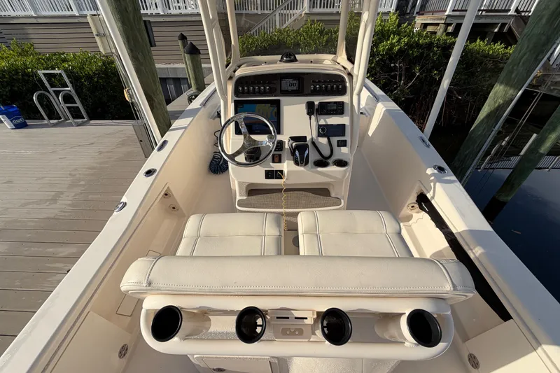Slide: The Image of Grady-White 251 Coastal Explorer 2023 - 17