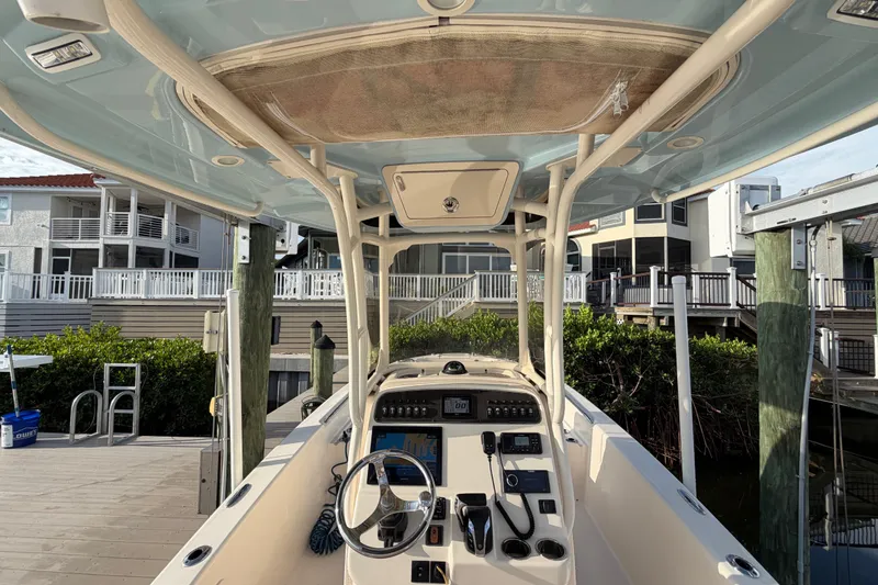 Slide: The Image of Grady-White 251 Coastal Explorer 2023 - 19