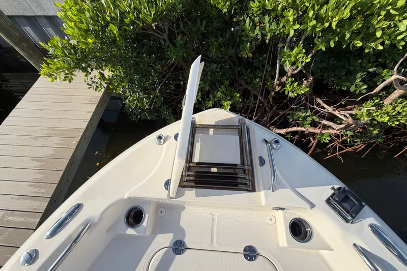 Slide: The Image of Grady-White 251 Coastal Explorer 2023 - 54