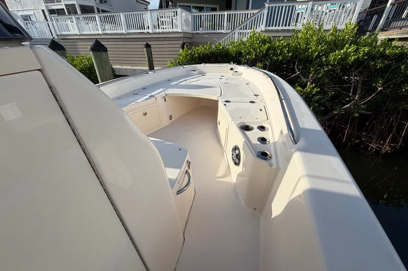 Slide: The Image of Grady-White 251 Coastal Explorer 2023 - 51