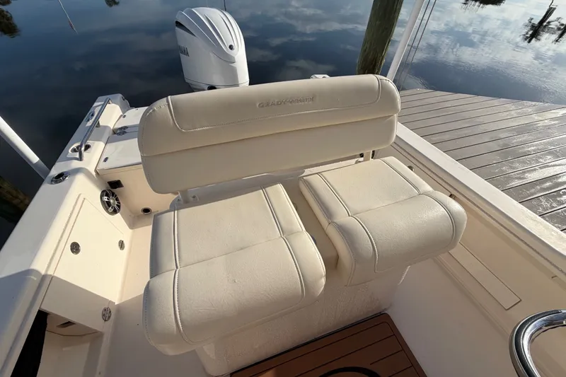 Slide: The Image of Grady-White 251 Coastal Explorer 2023 - 32