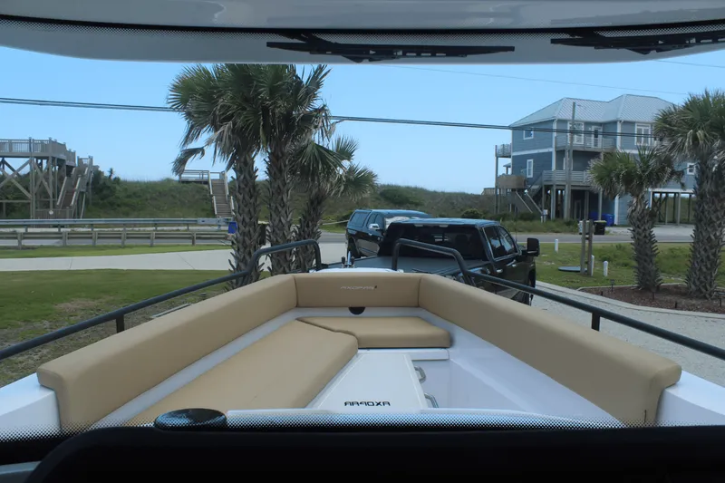 Slide: The Image of Axopar 28 CABIN 2021 - 18