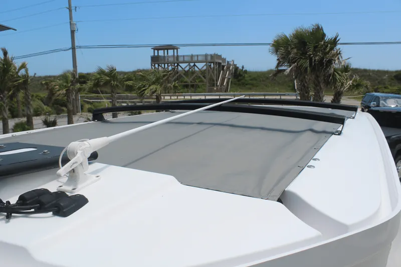 Slide: The Image of Axopar 28 CABIN 2021 - 28