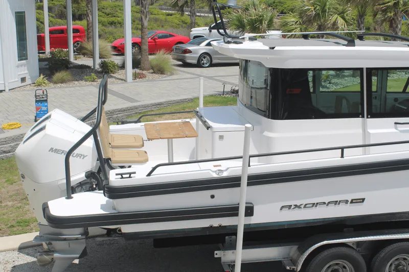 Slide: The Image of Axopar 28 CABIN 2021 - 5