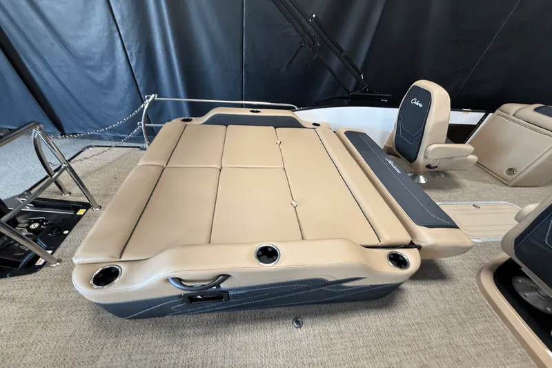 Slide: The Image of Barletta Cabrio 24 UC 2026 - 24
