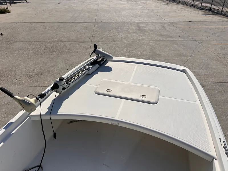 Slide: The Image of Mako Pro 17 Skiff CC 2016 - 10