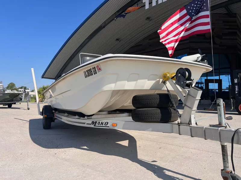 Slide: The Image of Mako Pro 17 Skiff CC 2016 - 6