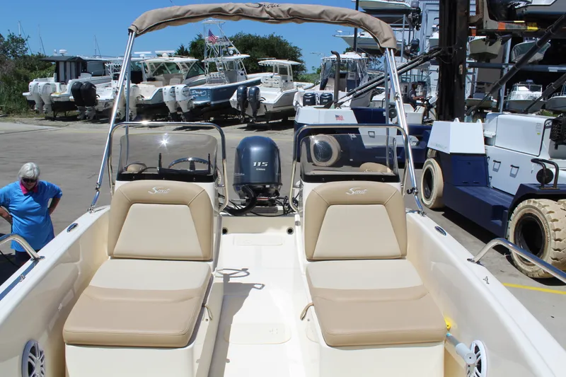 Slide: The Image of Scout 175 DORADO 2023 - 14