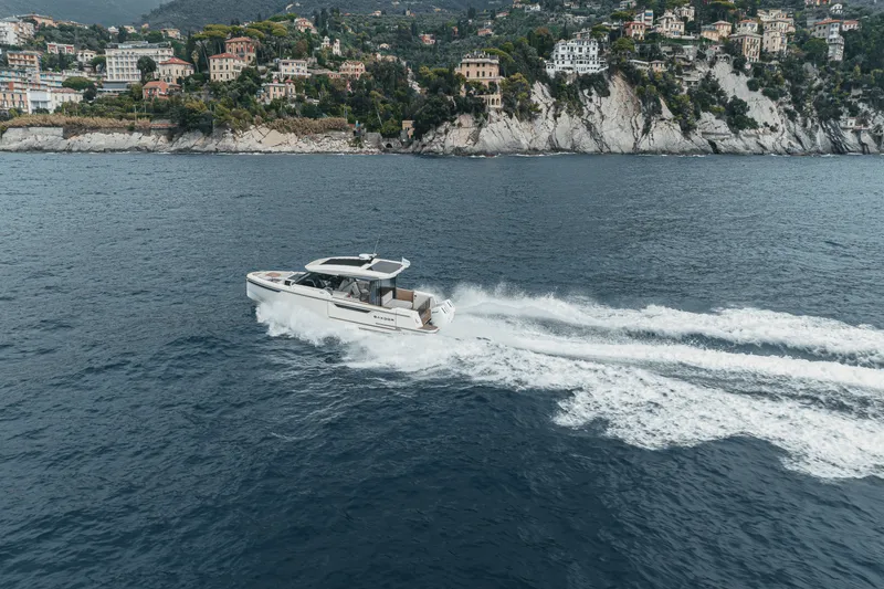 Slide: The Image of Saxdor 400 GTO 2025 - 49