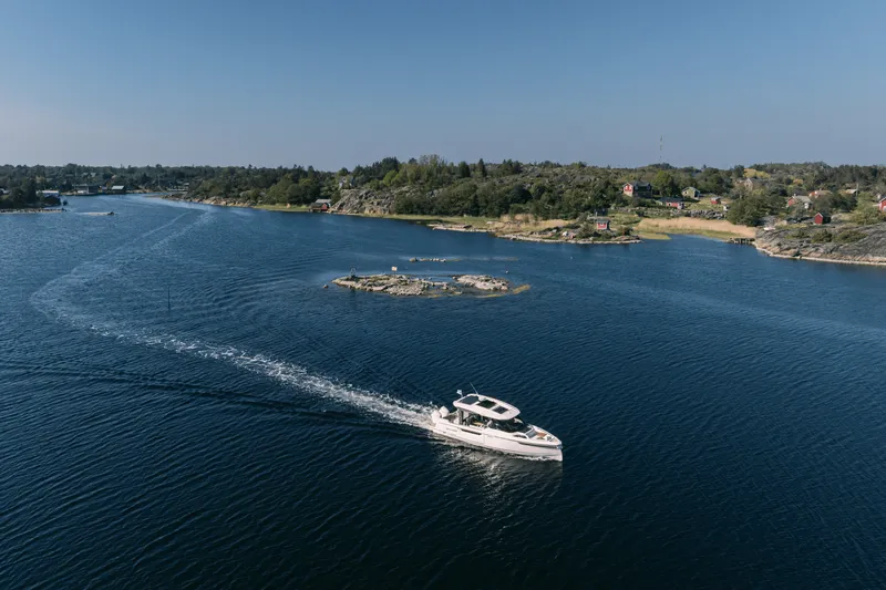 Slide: The Image of Saxdor 400 GTO 2025 - 85