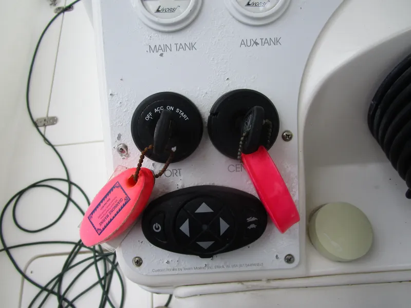 Slide: The Image of Control panel of a 2007 Fountain 38 Tournament Edition boat. - 9