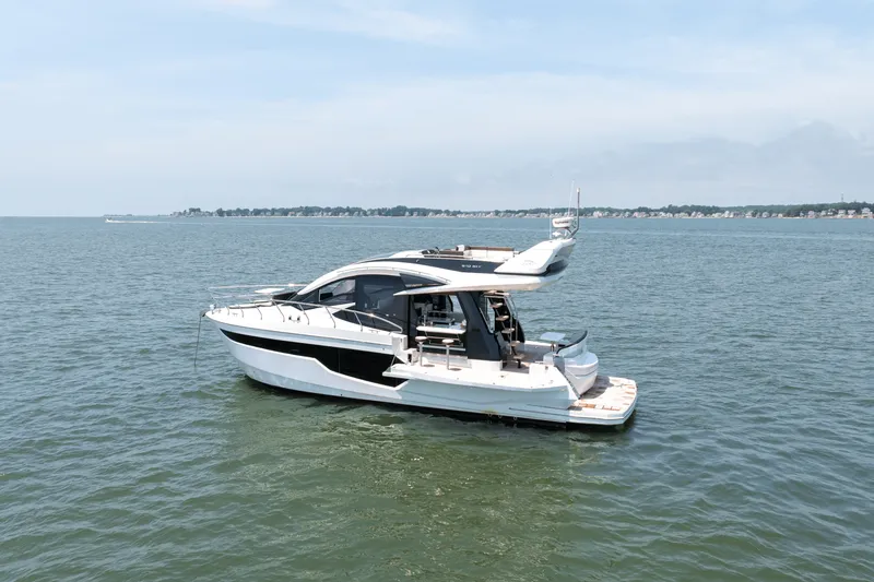 Slide: The Image of Galeon 510 SKY 2023 - 7