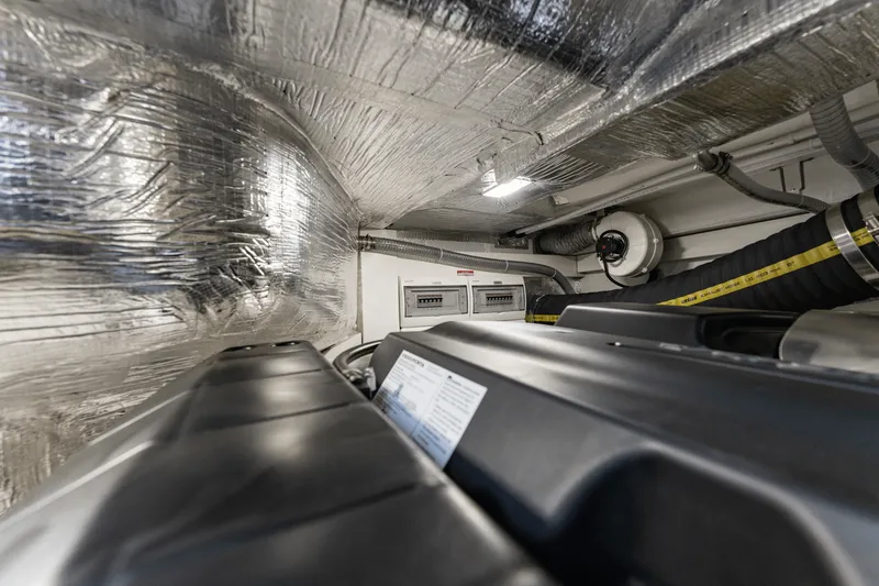 Slide: The Image of Galeon 510 SKY 2023 - 78