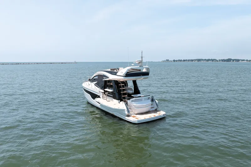 Slide: The Image of Galeon 510 SKY 2023 - 8