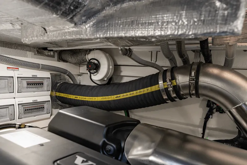 Slide: The Image of Galeon 510 SKY 2023 - 82