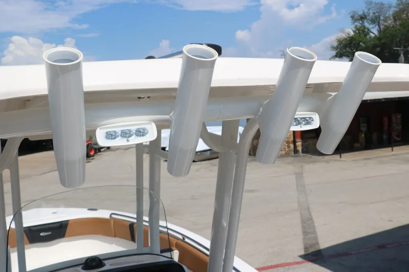 Slide: The Image of Robalo R230 Center Console 2024 - 41