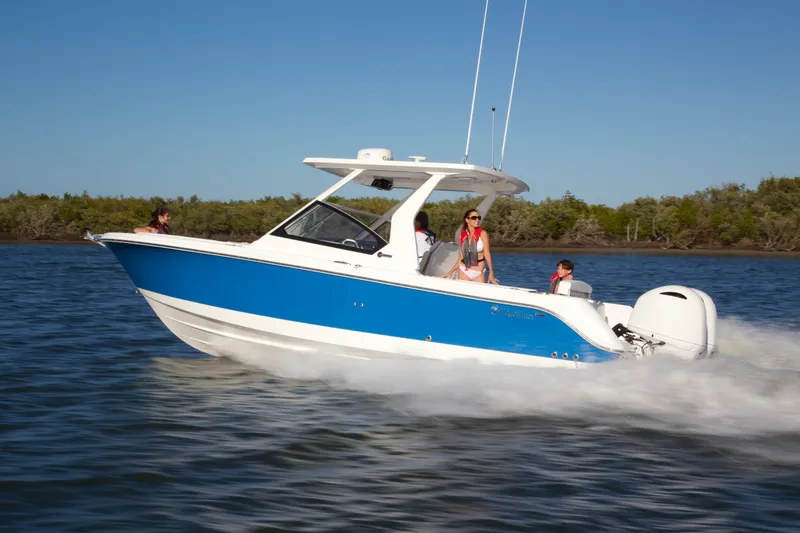 Slide: The Image of EdgeWater 262CX 2024 - 1