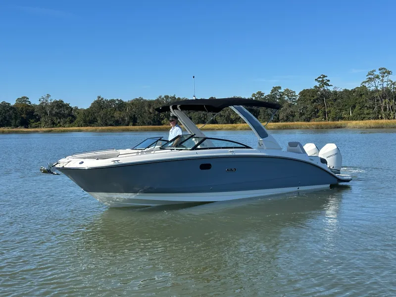 Slide: The Image of Sea Ray SDX 290 Outboard 2026 - 2