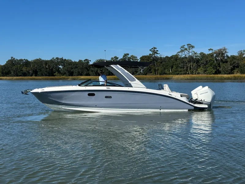 Slide: The Image of Sea Ray SDX 290 Outboard 2026 - 3