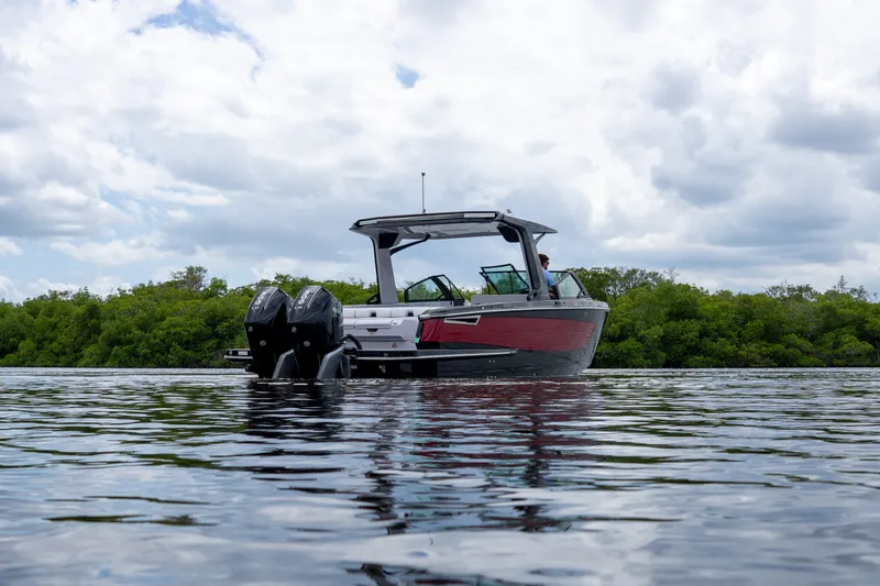 Slide: The Image of Aviara AV32 Outboard 2024 - 29