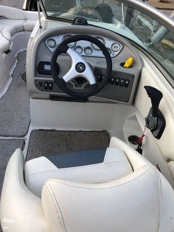 Slide: The Image of 2007 Monterey 263 Explorer for sale in Henderson, NV - 15